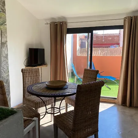 Joli T2 Avec Grande Terrasse Centre Perpignan