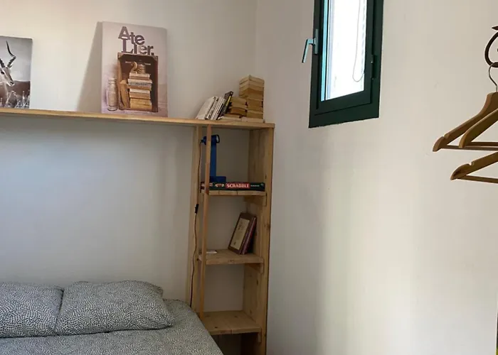 Joli T2 Avec Grande Terrasse Centre Perpignan